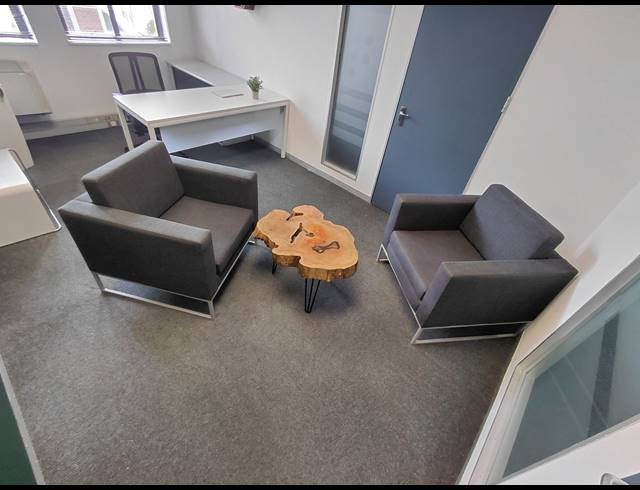 23M² OFFICE TO LET IN FOURWAYS